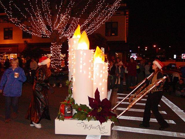 pgparadeoflight018.jpg