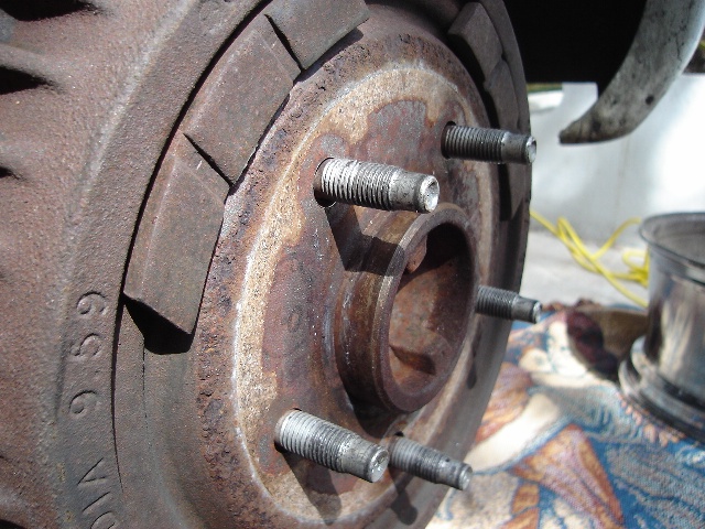 Brake drum & axle