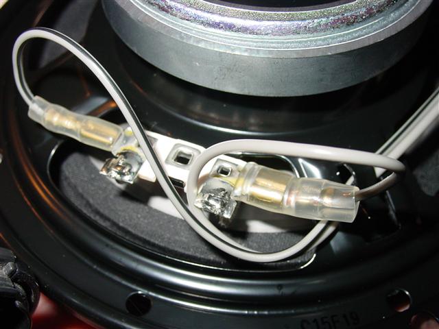 Rav4 speaker connecter