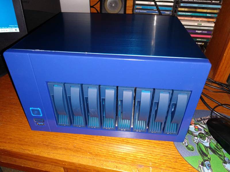 8 Bay NAS